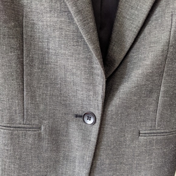 BCBGMaxAzria sleek blazer - Picture 6 of 9